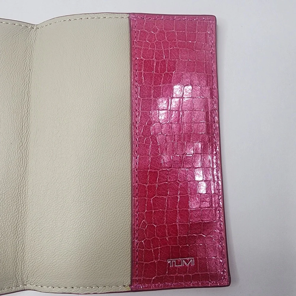 TUMI Crockadile Print Hot Pink Leather Travel Wallet Passport Cover Organizer